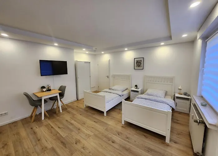 Burgstadt -ferienwohnung - Breitenhagen Appartement *